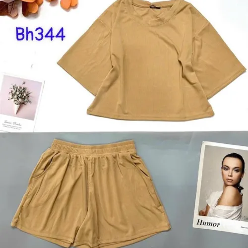 Đồ bộ quần đùi áo tay lửng màu trơn