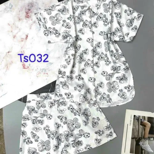 Đồ bộ quần đùi áo tay ngắn cổ bẻ màu trơn