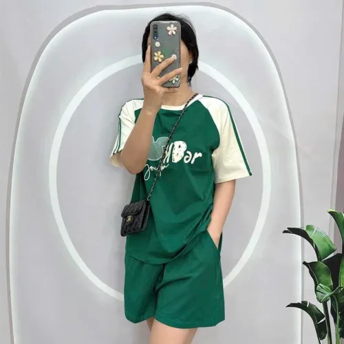 Đồ bộ quần đùi áo tay ngắn cổ tròn 2 màu in hình