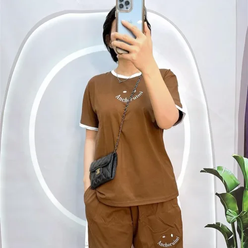 Đồ bộ quần đùi áo tay ngắn cổ tròn in chữ