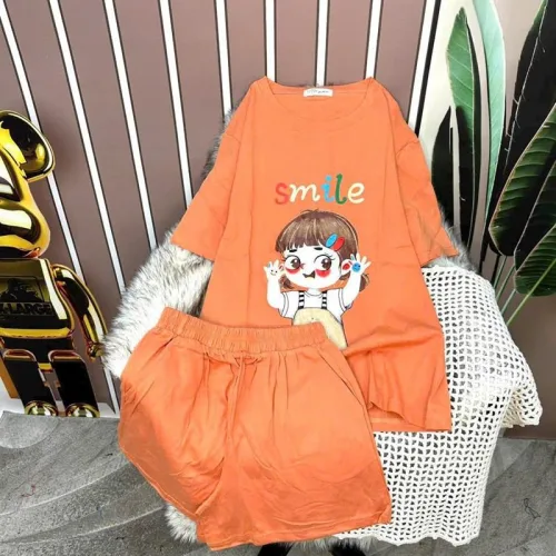 Đồ bộ quần đùi áo tay ngắn cổ tròn in hình bé gái