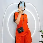 Đồ bộ quần đùi áo tay ngắn cổ tròn in hình mặt cười