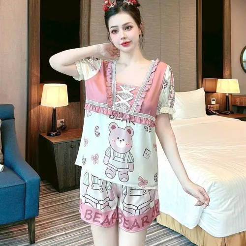 Đồ bộ quần đùi áo tay ngắn cổ vuông hoạ tiết
