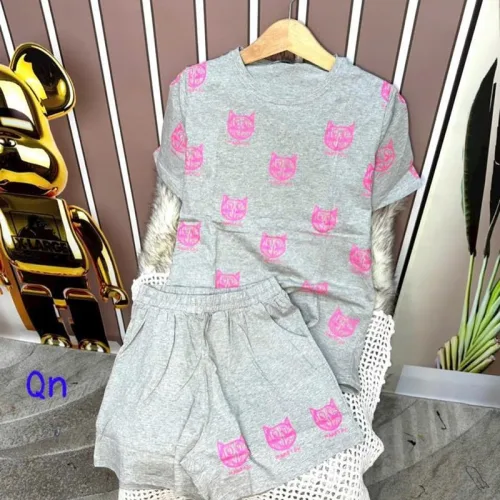 Đồ bộ quần đùi áo tay ngắn in hình mèo nhỏ