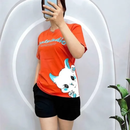 Đồ bộ quần đùi áo tay ngắn in hình mèo trắng bên hông eo