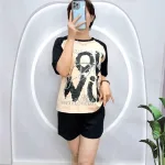Đồ bộ quần đùi áo tay ngắn in nhiều chữ màu đậm