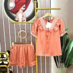 Đồ bộ quần đùi áo tay ngắn viền bèo cổ v màu trơn