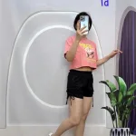 Đồ bộ quần đùi đen rút dây áo tay ngắn in hình