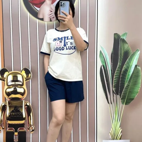 Đồ bộ quần đùi màu áo tay ngắn in chữ