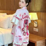 Đồ bộ quần đùi pijama áo tay ngắn cổ bẻ hoạ tiết