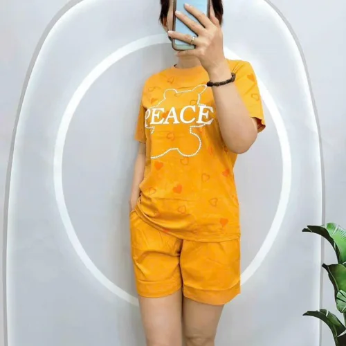 đồ bộ quần đùi trơn áo tay ngắn in chữ peace