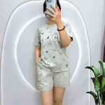 đồ bộ quần đùi trơn áo tay ngắn in chữ peace