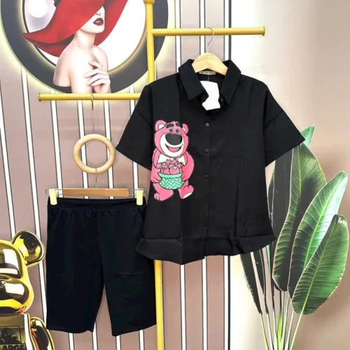 Đồ bộ quần ngố đen áo sơ mi tay ngắn cổ bẻ in hình