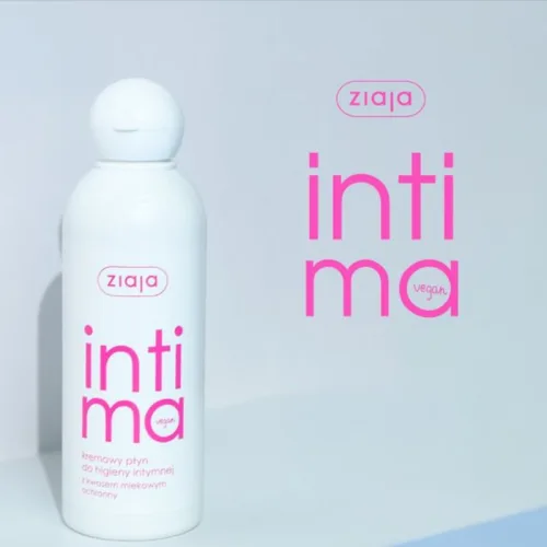 Dung Dịch Vệ Sinh Phụ Nữ Ziaja Intimate 200ml Màu Hồng