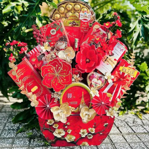 Giỏ Quà Tết Set 13 Món Cao Cấp Vàng Đỏ Xanh Dương - Quà Tặng Tết Sang Trọng - Quà Trang Trí Tết