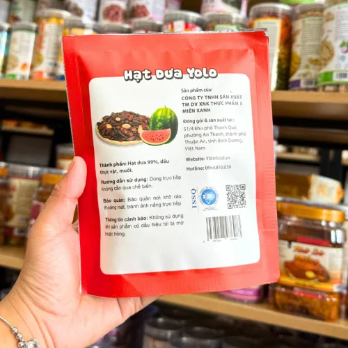 Hạt Dưa Loại Đặc Biệt Thương Hiệu Yolo Thơm Ngon Gói 100g