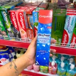 Kem Đánh Răng Colgate Maxfresh Hương Bạc Hà 10X 180g