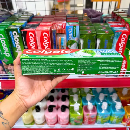 Kem Đánh Răng Colgate Muối Thảo Dược 225g