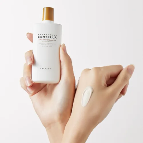 Kem Chống Nắng Skin1004 Centella 50ml Cho Da Nhạy Cảm