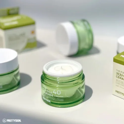 Kem dưỡng rau má Pretty Skin The Pure Jeju Cica 40 Ceramide Cream chứa chiết xuất 40% rau má