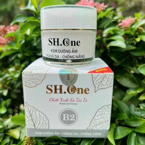 Kem Face Dưỡng Ẩm Trắng Da B2 SH One Trắng Chiết Xuất Lá Tía Tô