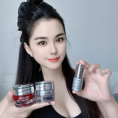 Kem Face Lười Queenie Skin Phiên Bản Mini Thượng Hạng 10g