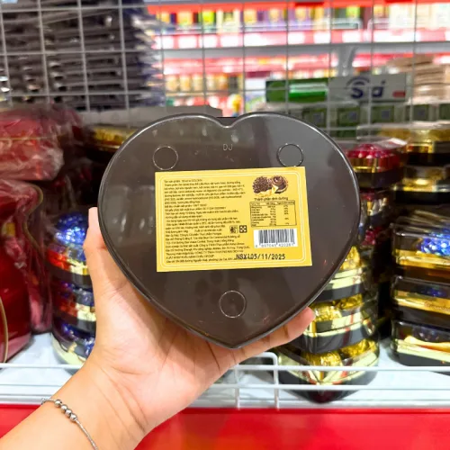 Kẹo Socola Hộp Trái Tim HONGYA 8 viên 84g