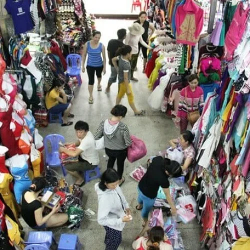 Kho sỉ quần áo An Đông chắc chắn khiến bạn mê ly