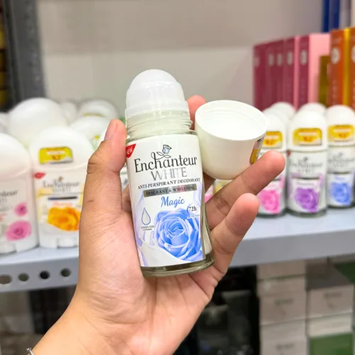 Lăn Khử Mùi Enchanteur Magic 72h 50ml - Lăn Nách Dưỡng Sáng Da Màu Xanh Dương