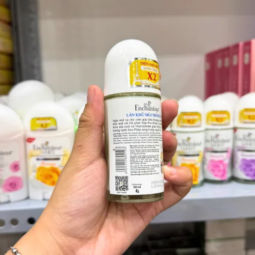 Lăn Khử Mùi Enchanteur Magic 72h 50ml - Lăn Nách Dưỡng Sáng Da Màu Xanh Dương