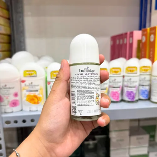 Lăn Khử Mùi Enchanteur Sensation 72h 50ml - Lăn Nách Dưỡng Sáng Da Màu Tím