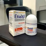 Lăn Khử Mùi EtiaXil Màu Đỏ 15ml