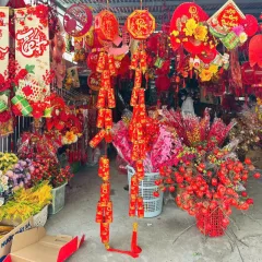 Loa Pháo Hoa Điện Tử Âm Thanh Lớn Kèm Đồ Điều Khiển Gồm 18 Pháo Trang Trí Tết