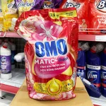 Nước Giặt OMO Matic Cửa Trên Tinh Dầu Nước Hoa Hoa Hồng Ecudor 3.6kg