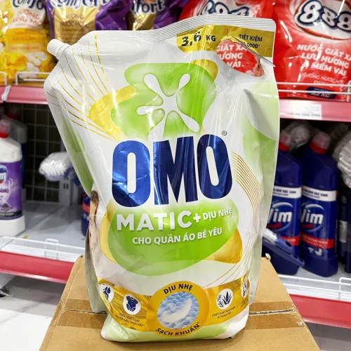 Nước Giặt OMO Matic Cửa Trước & Cửa Trên Dịu Nhẹ Cho Quần Áo Bé Yêu 3.6kg
