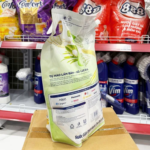 Nước Giặt OMO Matic Cửa Trước & Cửa Trên Dịu Nhẹ Cho Quần Áo Bé Yêu 3.6kg