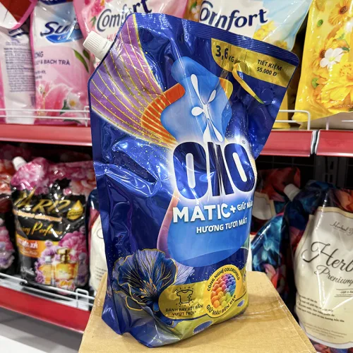 Nước Giặt Túi OMO MATIC Cửa Trước Giữ Màu Hương Tươi Mới 3,6kg