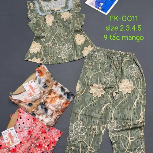 Đồ bộ nữ áo sát nách quần 9 tấc