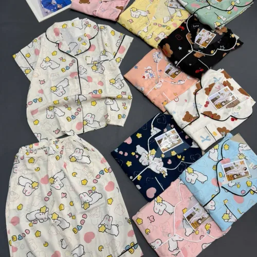 Đồ bộ nữ pijama tay ngắn quần Lửng mango viền MT-9579