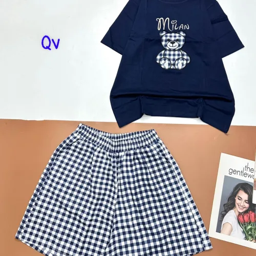 Đồ bộ quần đùi ca rô nhỏ áo thun in hình gấu