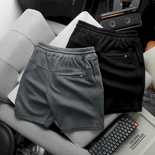 Quần Short Thun Nam Viền Sọc Thêu Logo Chữ