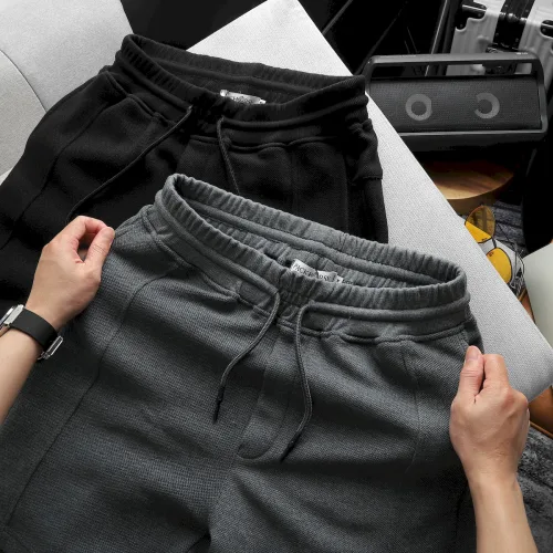 Quần Short Thun Nam Viền Sọc Thêu Logo Chữ