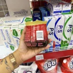 Sáp Thơm Ambi Pur Downy Đam Mê Hương Hoa Hồng Đỏ 180g
