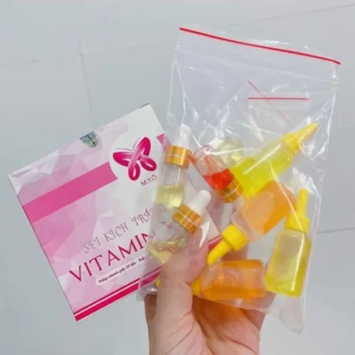 Tinh chất kích trắng da từ những lọ vàng–cam chờ pha kem