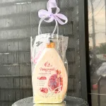 Set Giỏ Quà Tặng Sữa Tắm Hương Nước Hoa Charme Pomegranate Lựu Đỏ 1 Lít