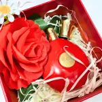 Set Hộp Quà Tặng Nước Hoa Nữ Charme Adore 50ml - Hộp Hoa Rơm Nhiều Màu