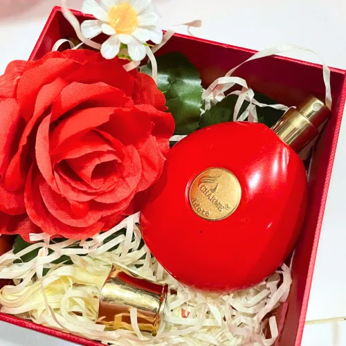 Set Hộp Quà Tặng Nước Hoa Nữ Charme Adore 50ml - Hộp Hoa Rơm Nhiều Màu