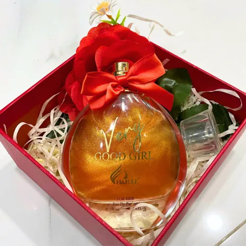 Set Hộp Quà Tặng Nước Hoa Nữ Charme Very Good Girl Xịt Có Kim Tuyến 100ml - Hộp Hoa Rơm Nhiều Màu