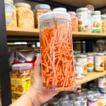 Snack Que Thái Thơm Ngon 250g - Hộp Pet