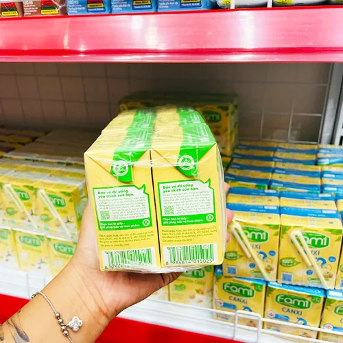 Sữa Đậu Nành FAMI Nguyên Chất Lốc 6 Hộp (200ml/Hộp)